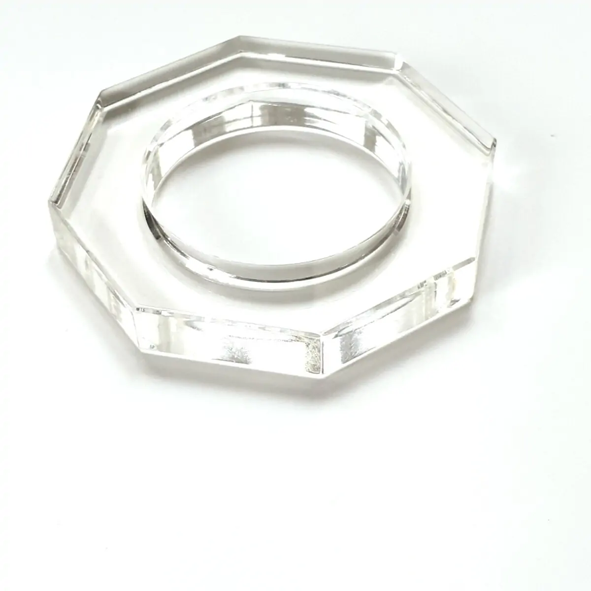 bracelet cristal octogonal - Design’n Chic – Maison de couture en plexiglas : objets, bijoux & accessoires pour l’événementiel Bracelet Octogonal Cristal d'esquermoise