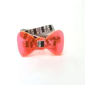 Landing Page - Design’n Chic – Maison de couture en plexiglas : objets, bijoux & accessoires pour l’événementiel noeud pap plat